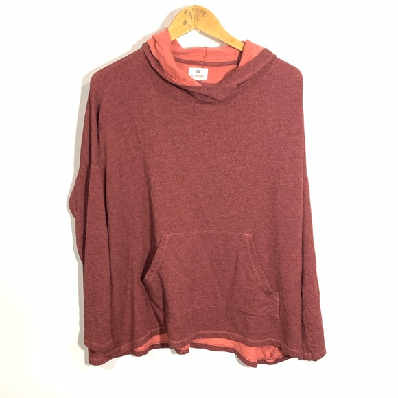 Sundry Tops - Sundry fleece hoodie sweatshirt